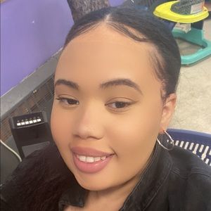 Feel Free to ask me questions about my listings! I will send pictures if asked!